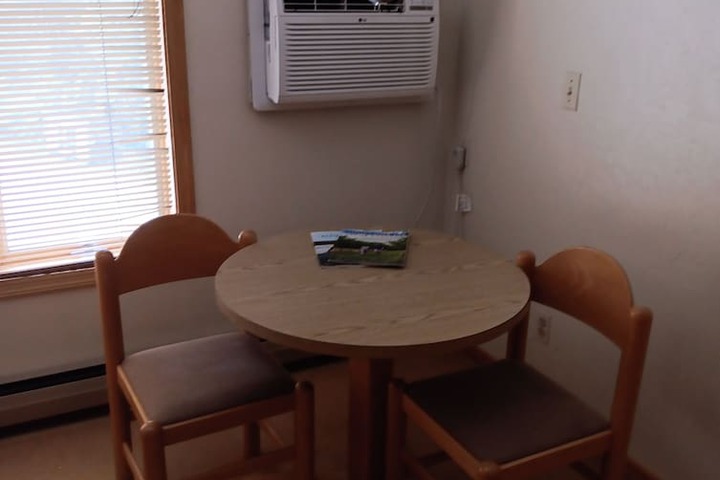 Room 20 of 38