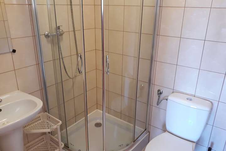 Room 21 of 21