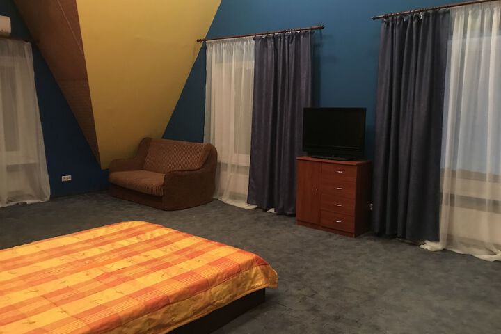 Room 7 of 39