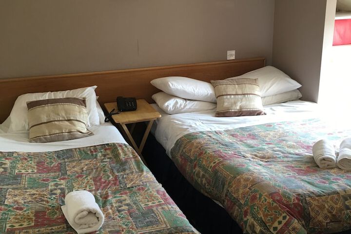 Room 17 of 80