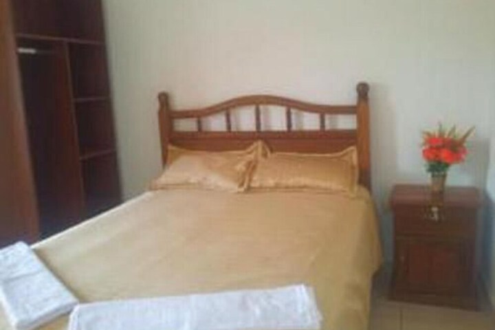 Room 8 of 24