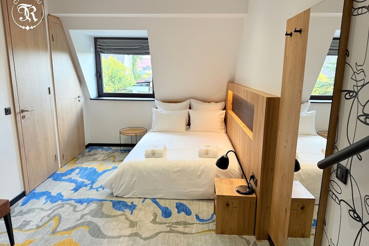Room 127 of 217
