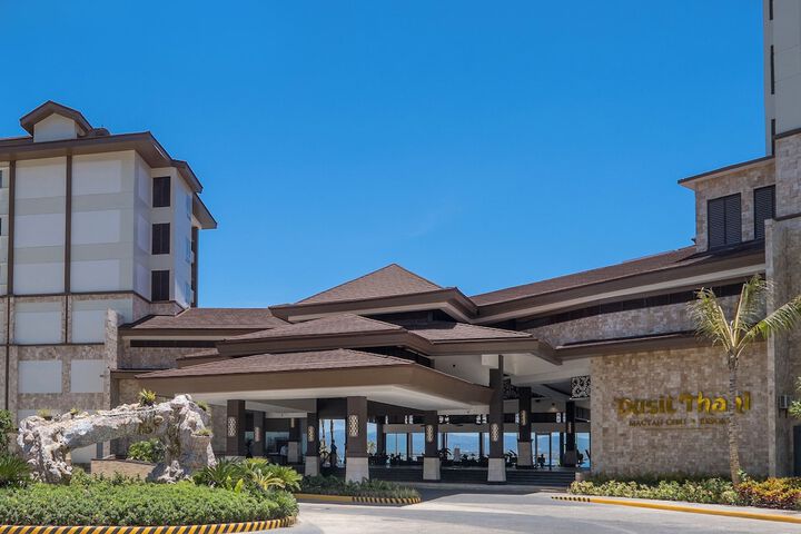 Hotel Exterior 98 of 113