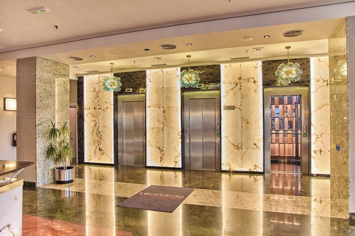 Hotel Interior 10 of 133