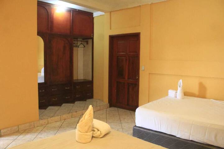 Room 3 of 22