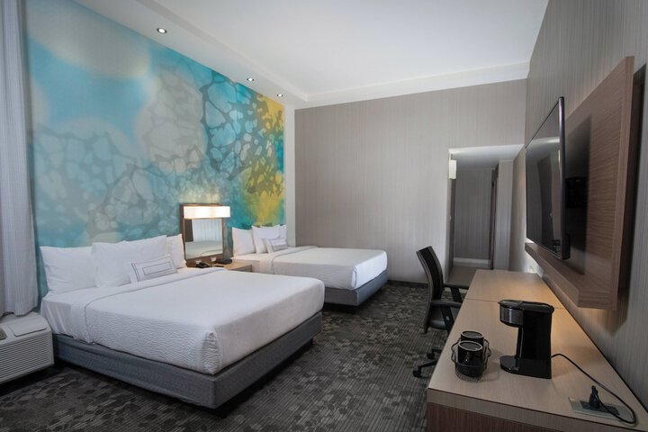 Room 29 of 85