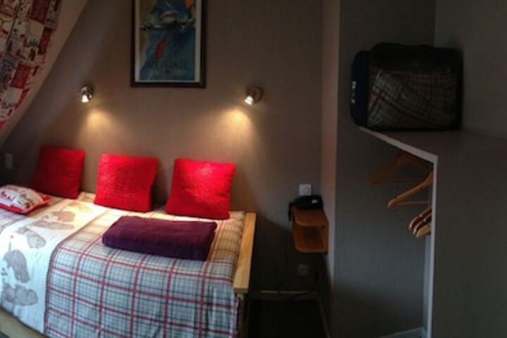 Room 30 of 62