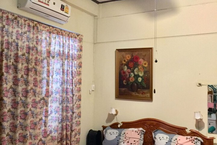 Room 10 of 39