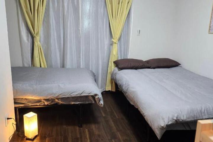 Image of tk21 1-minute walk to Tsutenkaku 5-minute walk to Shin-Imamiya Station Sleeps 4