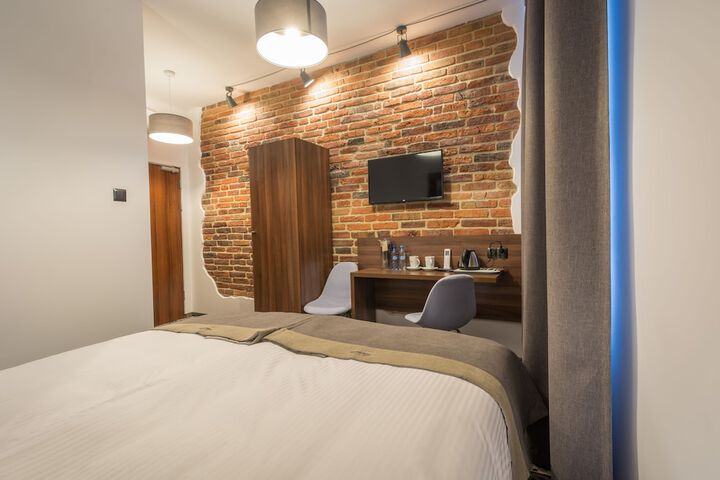 Room 45 of 73