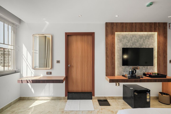 Room 4 of 31