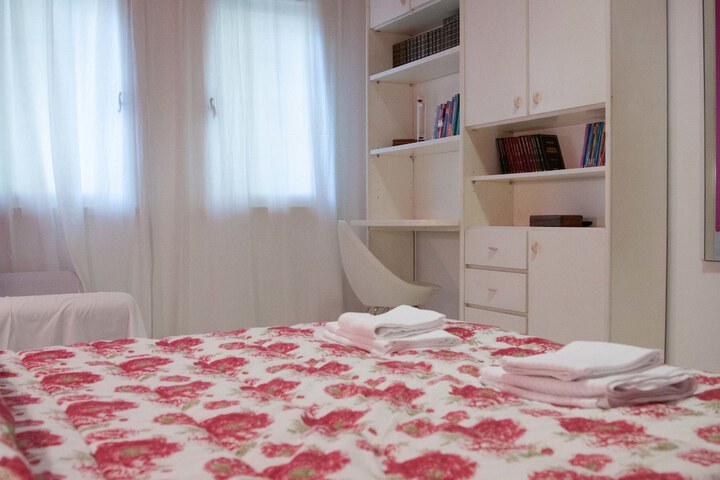Room 38 of 68