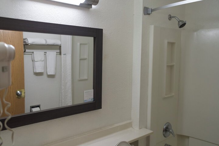 Room 19 of 26