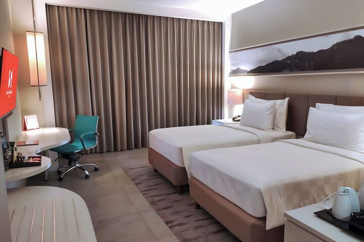 Room 10 of 53