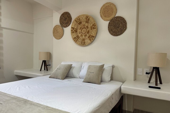 Room 10 of 65