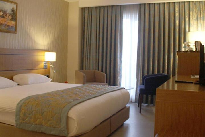 Suite Room