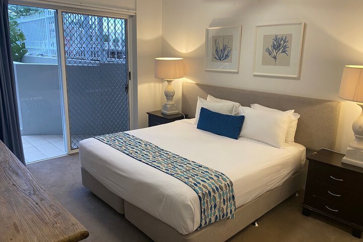Room 25 of 197