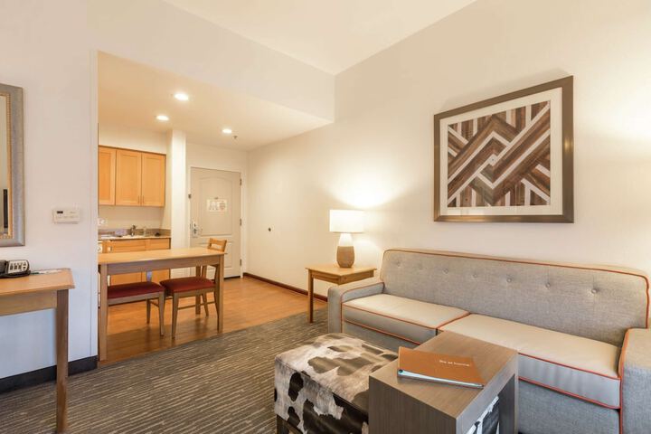 Room 7 of 23