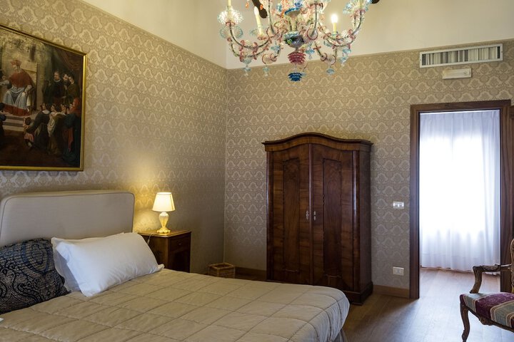 Room 20 of 81
