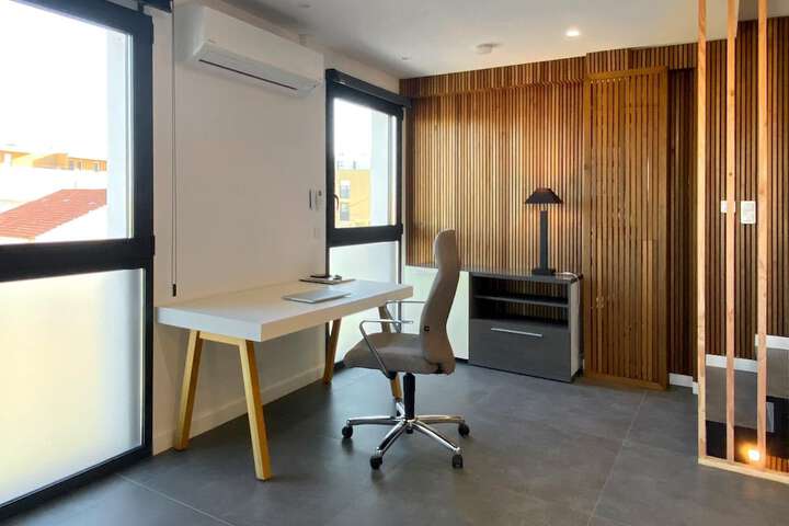 Room 72 of 146