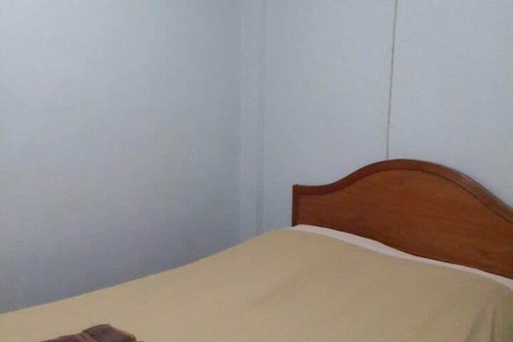 Room 5 of 37