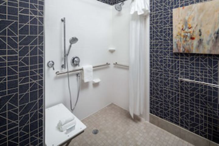 Bathroom shower