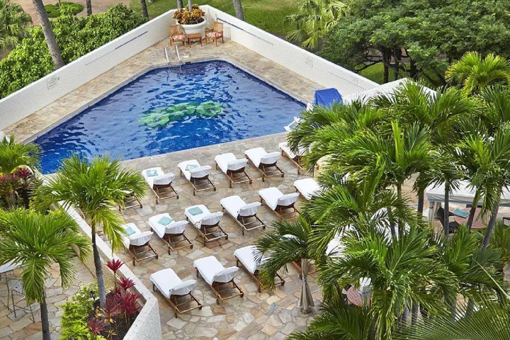Pool 13 of 29