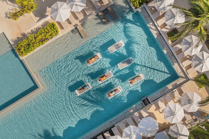 Pool 83 of 152