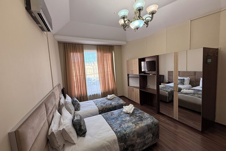 Room 14 of 86