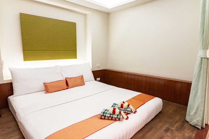 Room 25 of 62