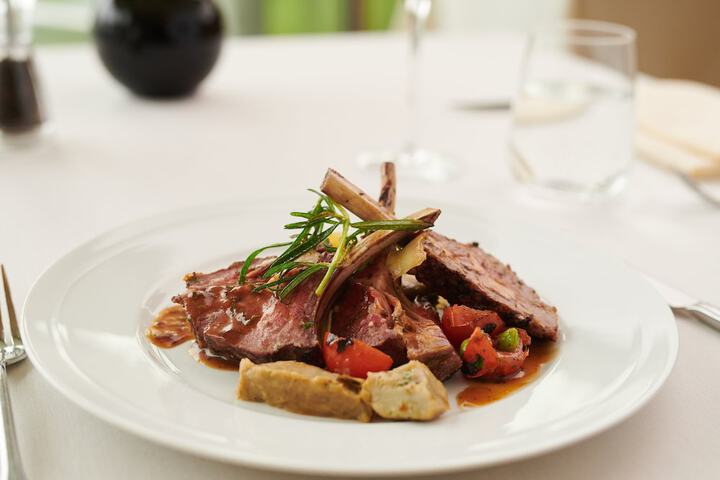 Dining 343 of 441