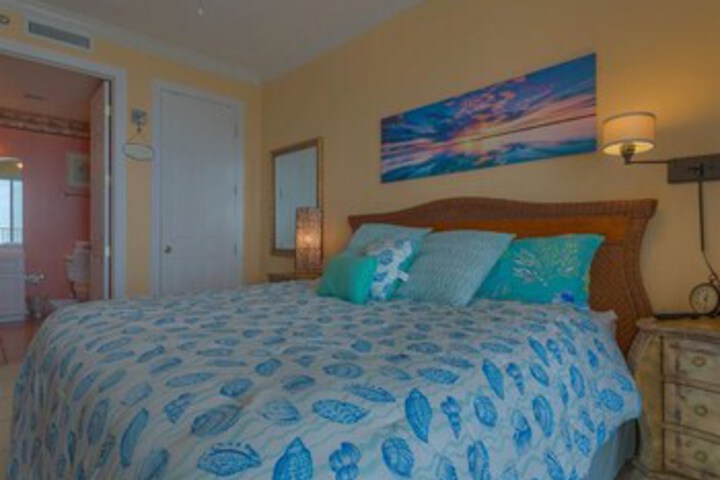 Room 136 of 155