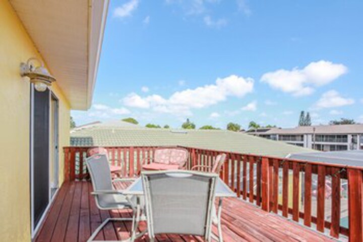 Terrace/Patio 2 of 80