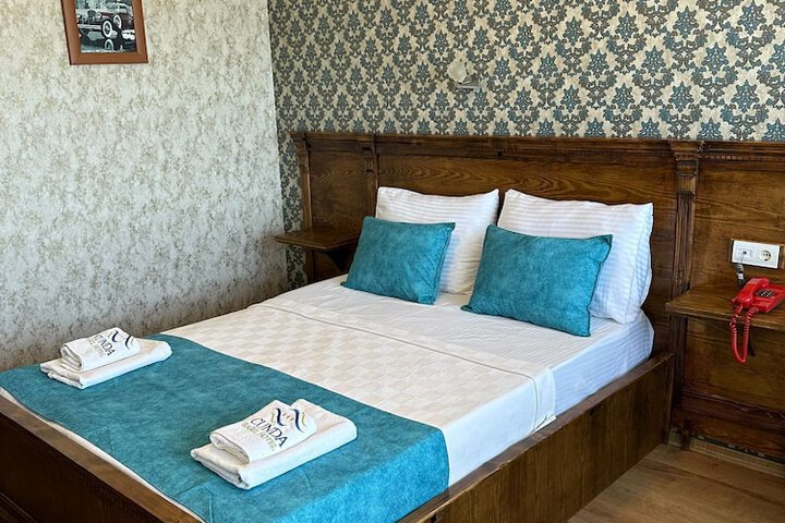 Room 17 of 70