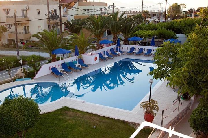 Pool 19 of 42