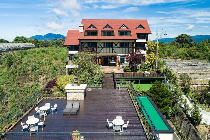 Hotel 98 of 146
