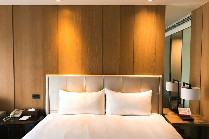 Room 21 of 93