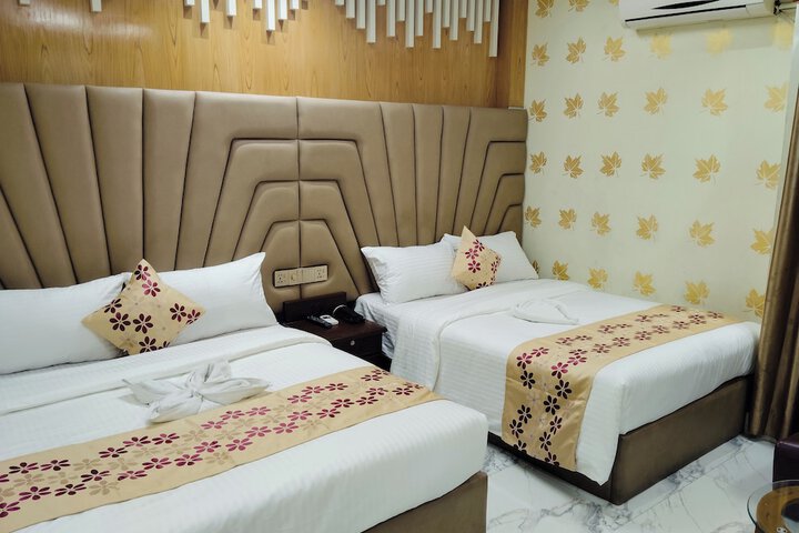 Room 37 of 74