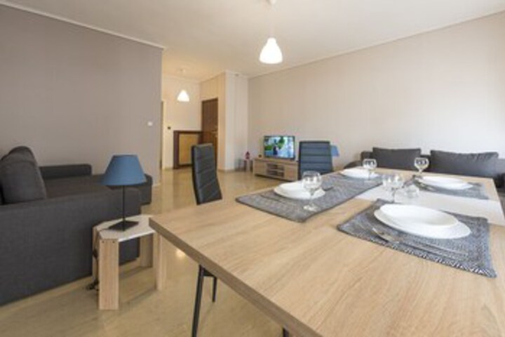 Room 12 of 23