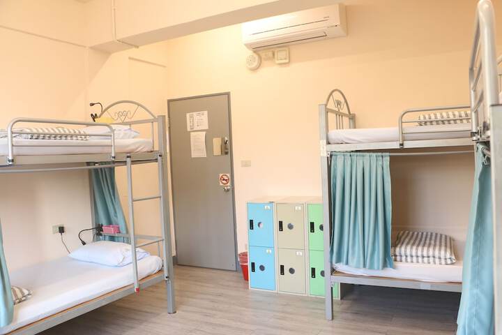 Room 26 of 58