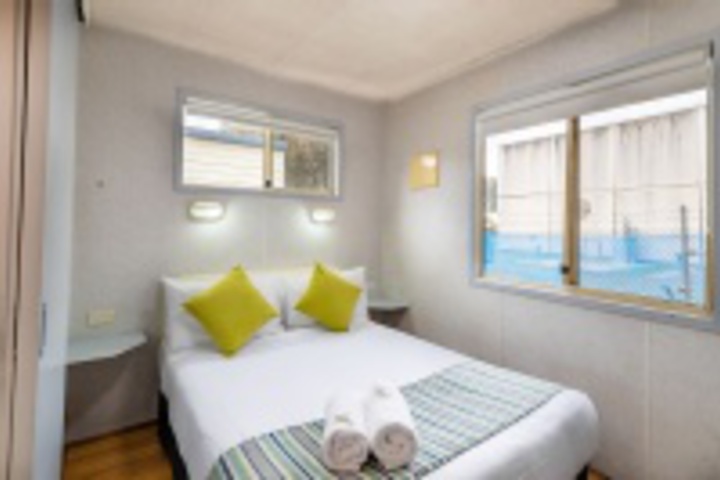 Room 329 of 611