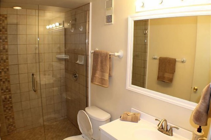 Room 15 of 29