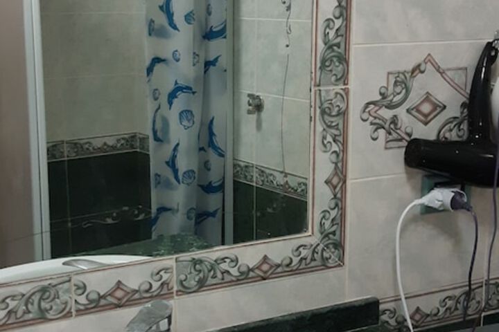 Room 14 of 21