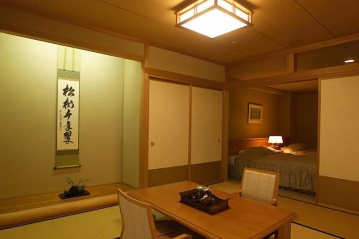 Room 17 of 53
