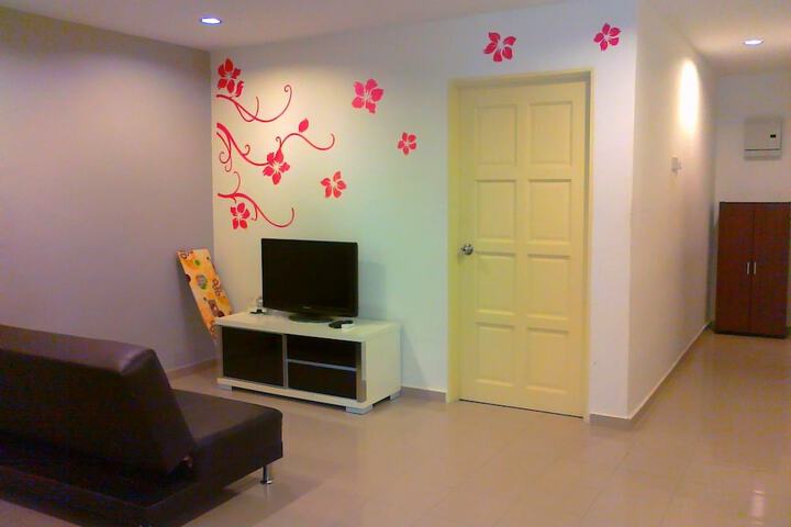 Room 18 of 27