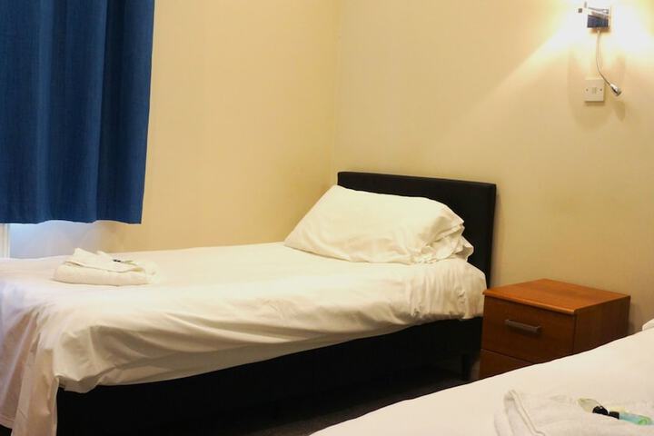 Room 20 of 162