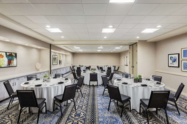 Meeting facility