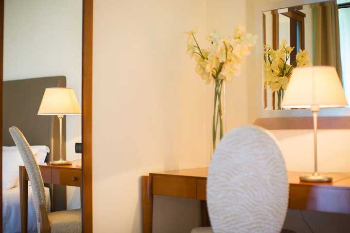 Room 14 of 29