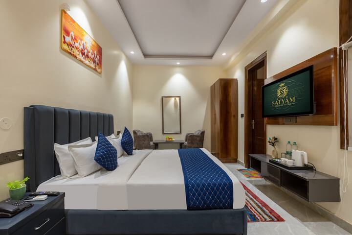 Room 21 of 28