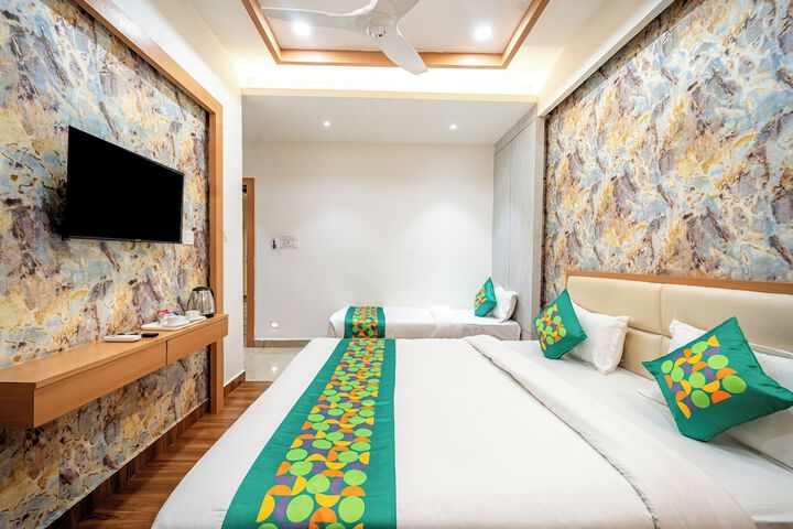 Room 18 of 38